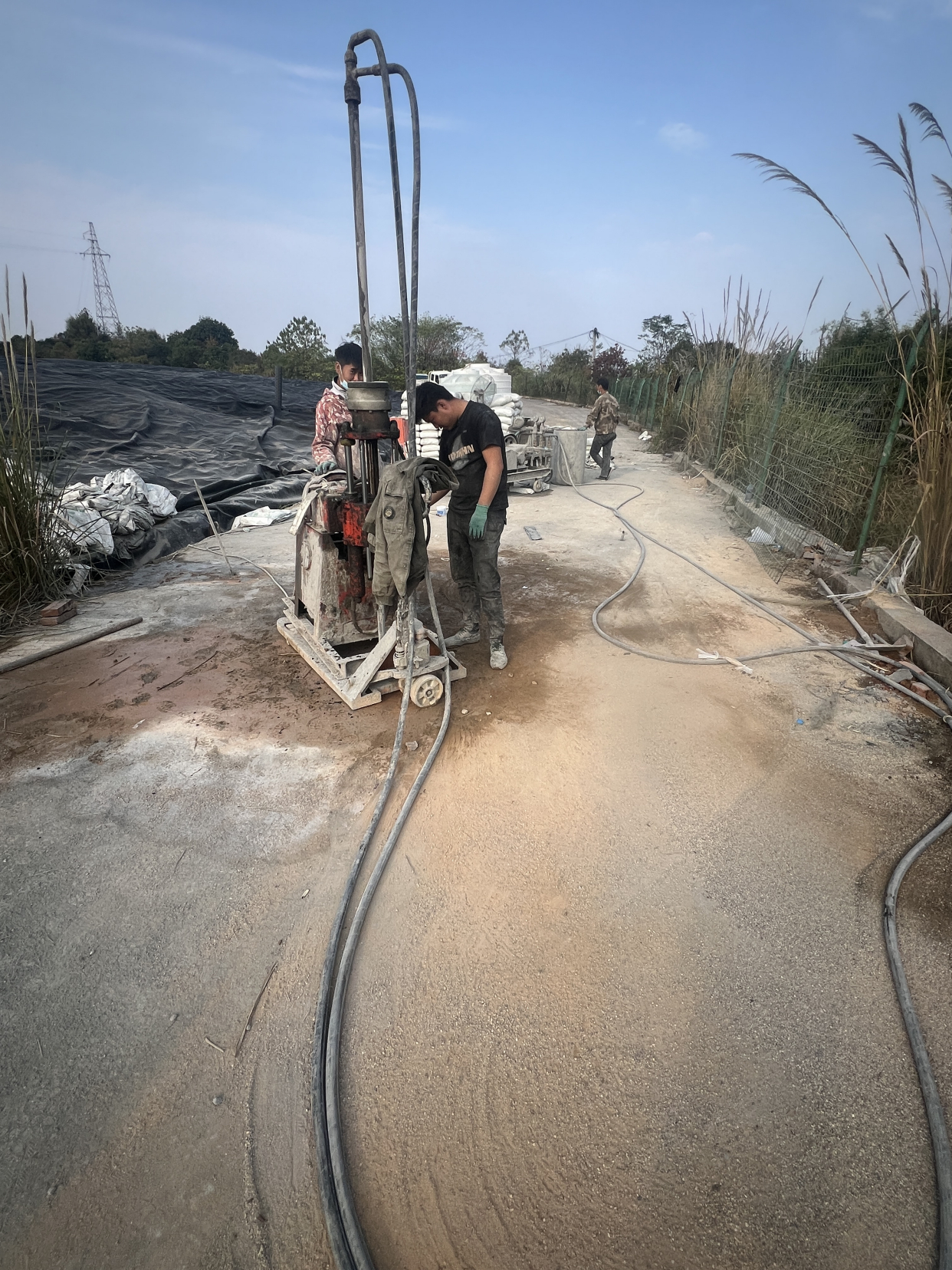 承德鹰手营子矿区地基加固